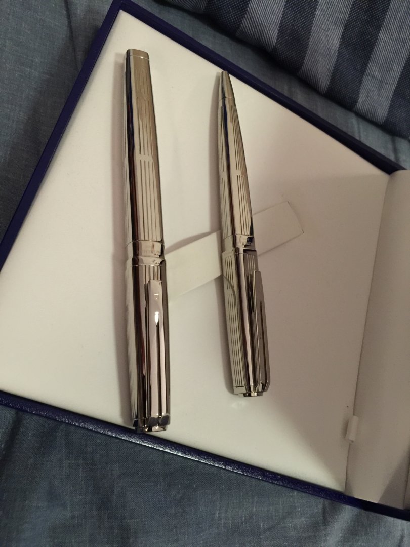 2015-11-06 17.27.12.jpg