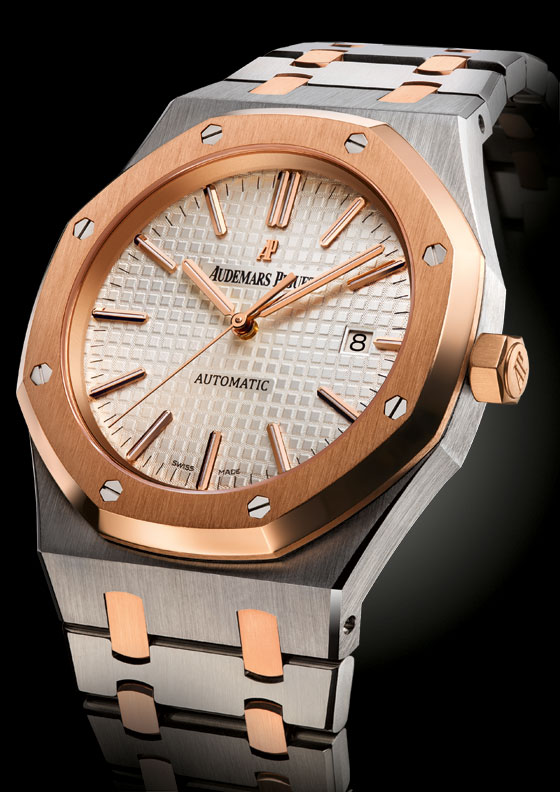 AP_Royal_Oak_Two-Tone_angle_560.jpg