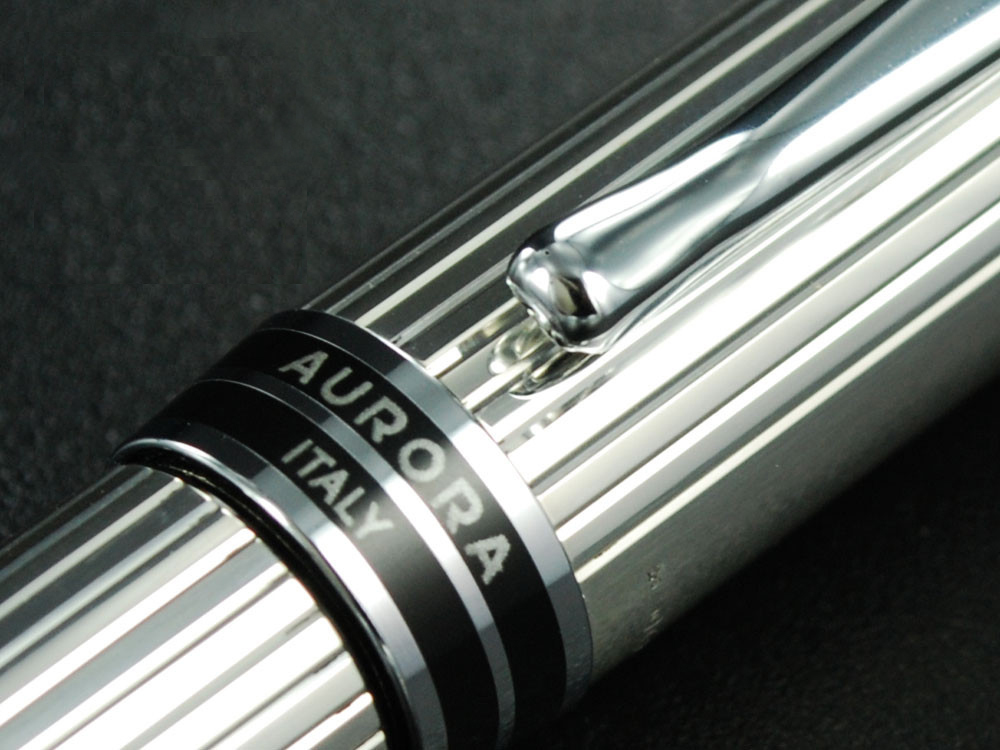 Aurora-Ipsilon-Fountain-Pen-925-Sterling-Silver-B14-B14M-4.jpeg