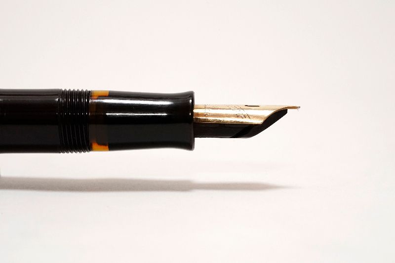 Eversharp-Skyline-Fountainpen-5.jpg