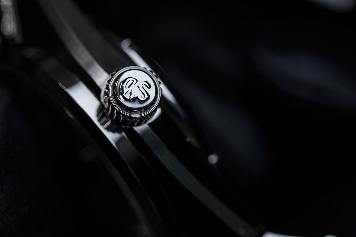 Grand Seiko Crown Design.jpg