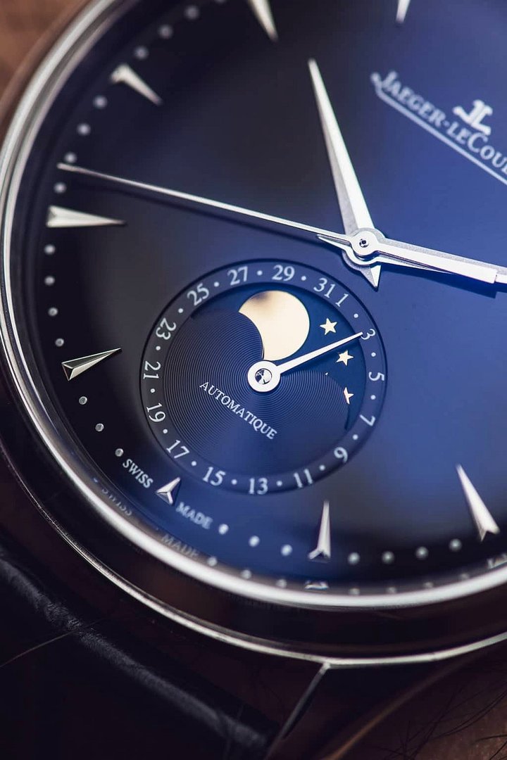 JLC-MOONPHASE-The-Versatile-Gent-4-1024x1536_edit_85515495966117.jpg