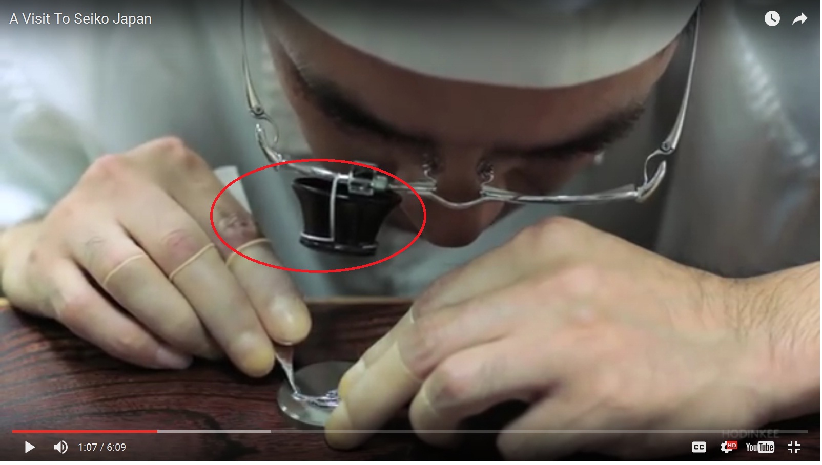 kinh sua dong ho.jpg