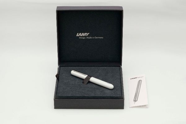 Lamy-Dialog-3-Piano-White-3.jpg