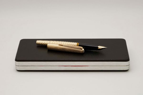 Montblanc-1246-Rolled-Gold-3.jpg