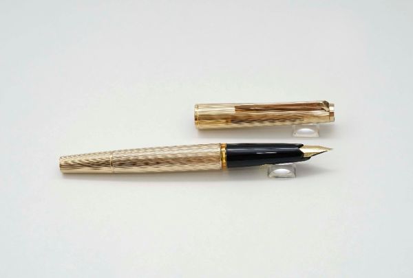 Montblanc-1246-Rolled-Gold-4.jpg