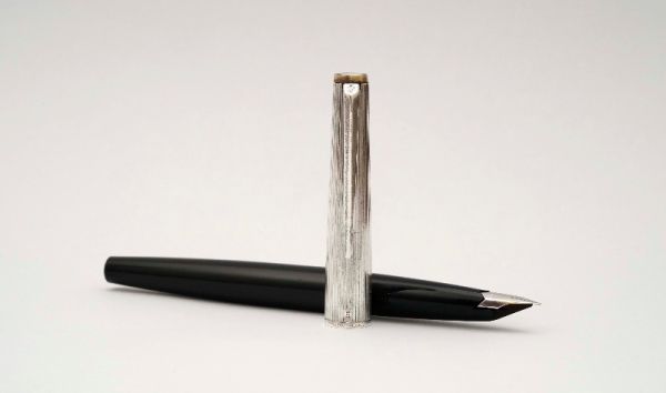 Montblanc-1266-Sterling-Silver-Cap-Black-Body-2.jpg