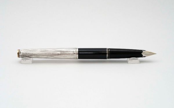 Montblanc-1266-Sterling-Silver-Cap-Black-Body-7.jpg