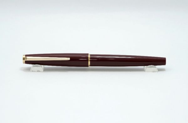 Montblanc-320-Bordeaux-8.jpg