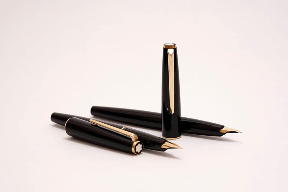 Montblanc-320-Classic-Fountainpen-3.jpg