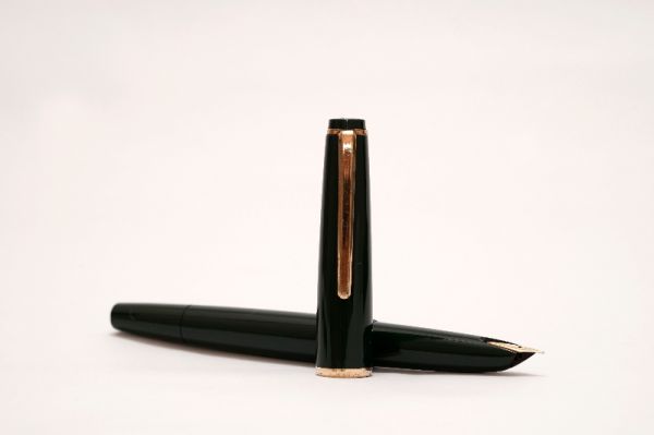 Montblanc-34 Dark-Green-3.jpg