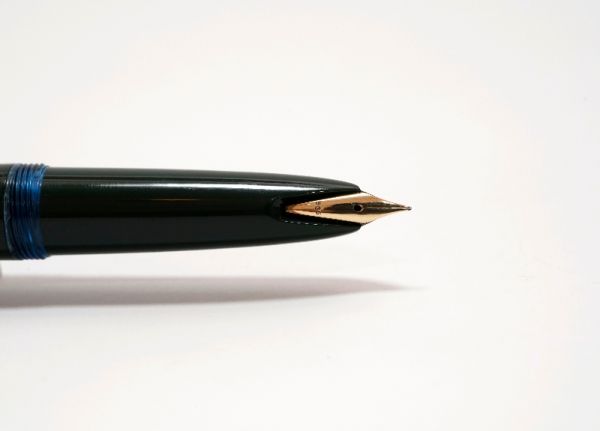 Montblanc-34 Dark-Green-5.jpg