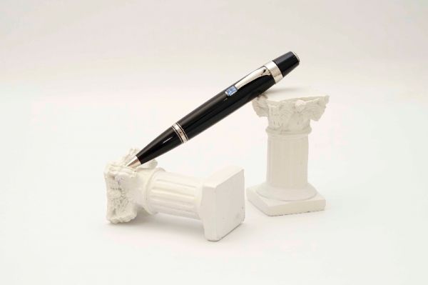 Montblanc-Boheme-Bleu-1.jpg