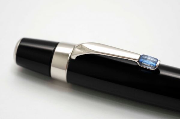 Montblanc-Boheme-Bleu-2.jpg
