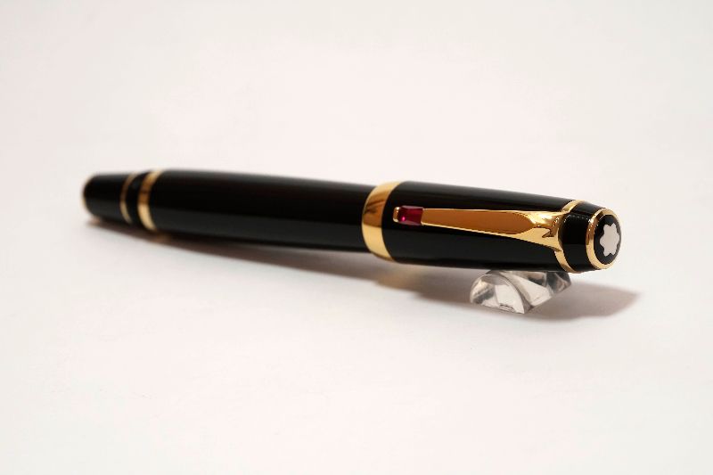 Montblanc-Boheme-Rouge-RB-5.jpg
