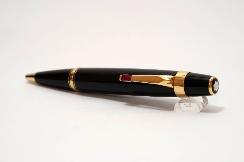 Montblanc-Boheme-Rouge-Stone-BP-2.jpg
