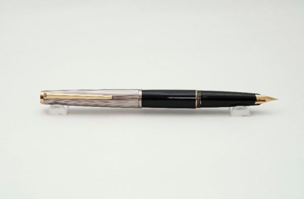 Montblanc-Classic-Gloss-Black-Silver-Plated-Pinstripe-Cap-11.jpg