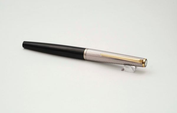 Montblanc-Classic-Gloss-Black-Silver-Plated-Pinstripe-Cap-8.jpg