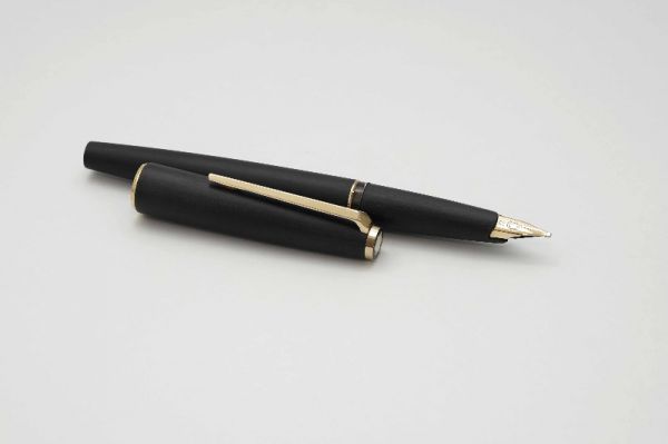 Montblanc-Classic-Matte-Black-3.jpg
