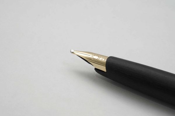 Montblanc-Classic-Matte-Black-6.jpg
