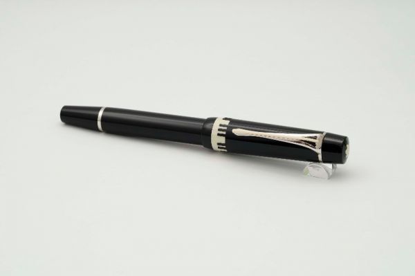 Montblanc-Herbert-Von-Karajan-Donation-Special-Edition-11.jpg