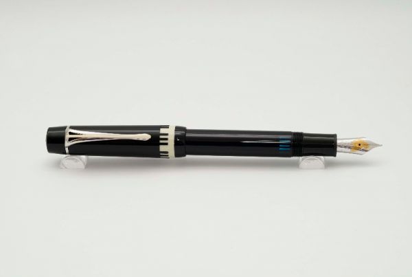Montblanc-Herbert-Von-Karajan-Donation-Special-Edition-12.jpg