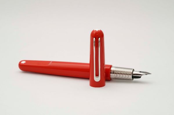Montblanc-M-Red -3.jpg