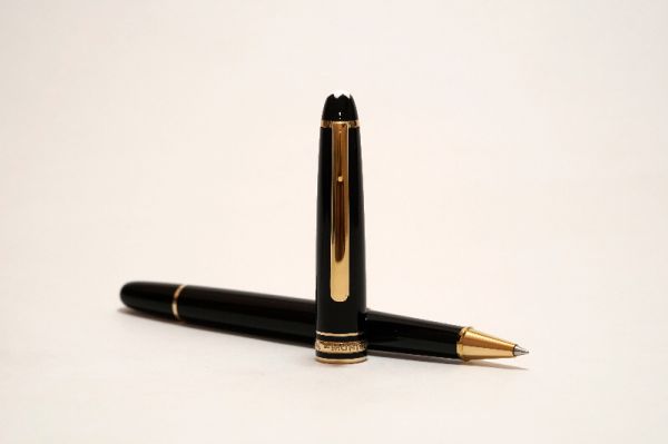 Montblanc-Meisterstuck-144-Classic-3.jpg