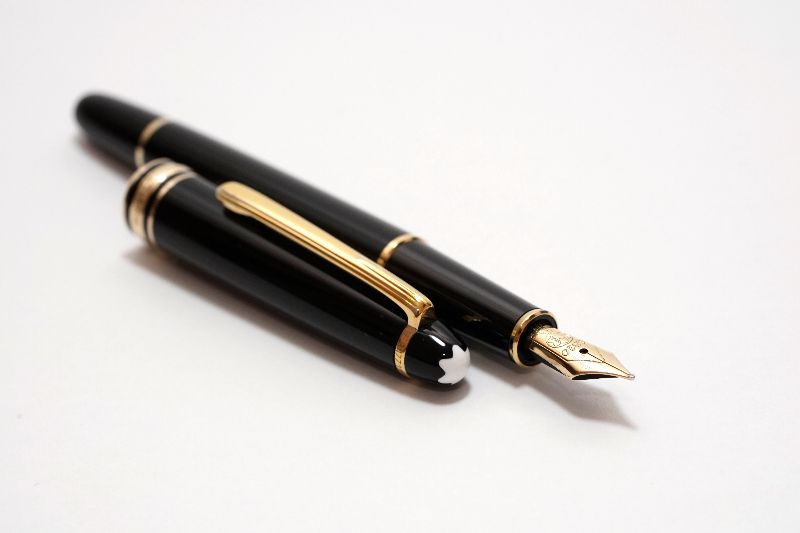 Montblanc-Meisterstuck-144-Classic-FP-1.jpg
