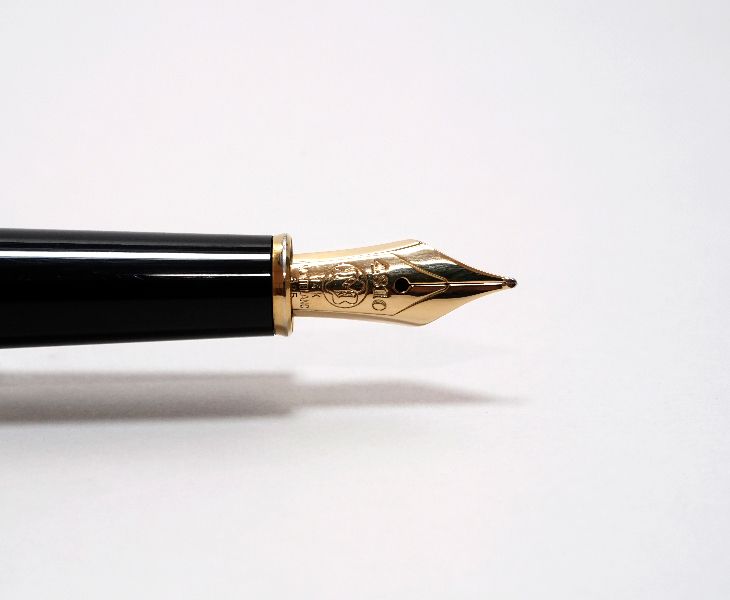 Montblanc-Meisterstuck-144-Classic-FP-2.jpg