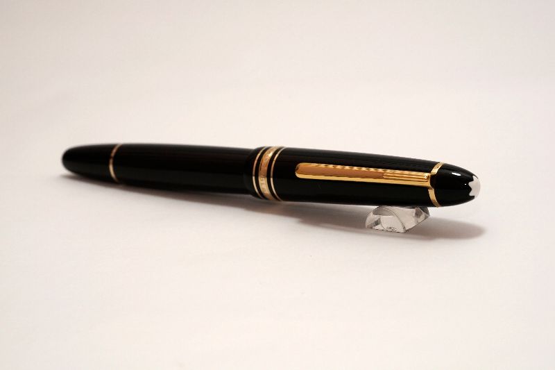 Montblanc-Meisterstuck-146-4.jpg