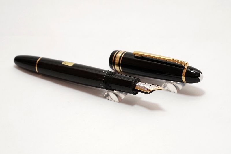 Montblanc-Meisterstuck-146-Black-FP-3.jpg