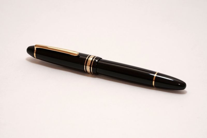 Montblanc-Meisterstuck-146-Legrand-10.jpg