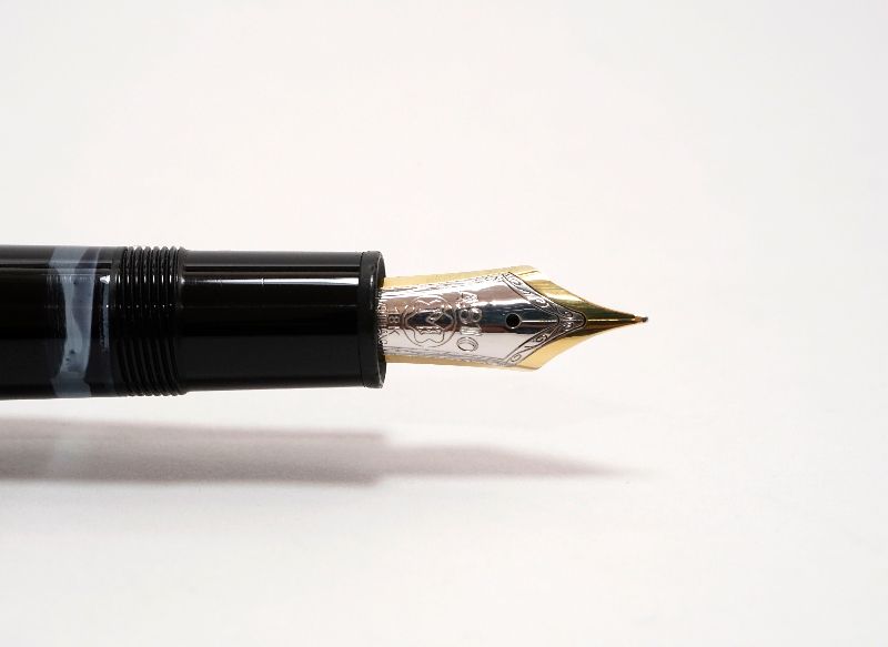 Montblanc-Meisterstuck-146-Legrand-4.jpg