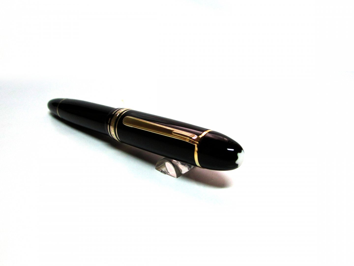 montblanc-meisterstuck-149-black-gt-fp-3.jpg