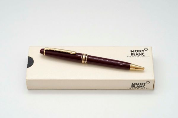 Montblanc-Meisterstuck-164R-Bordeaux-2.jpg