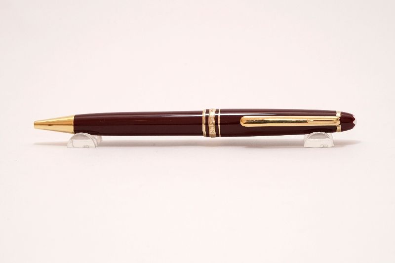 Montblanc-Meisterstuck-164R-Bordeaux-3.jpg
