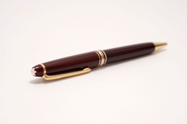 Montblanc-Meisterstuck-164R-Bordeaux-6.jpg