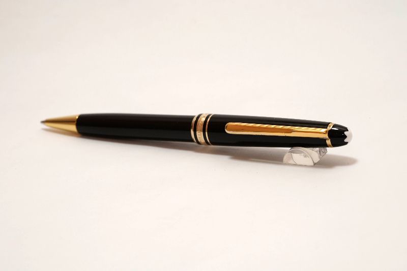 Montblanc-Meisterstuck-Classique-165-Mechanical -Pencil-0.5mm-2.jpg