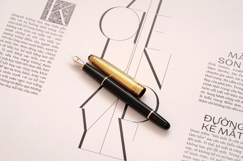 Montblanc-Meisterstuck-Solitaire-144DG-Doue-Gold-Classique-1.jpg