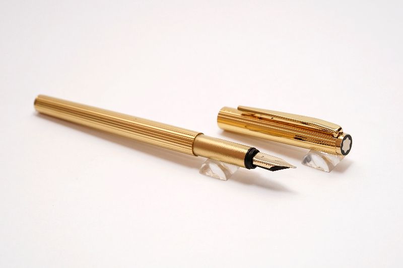 Montblanc-Noblesse-Rolled-Gold-5.jpg