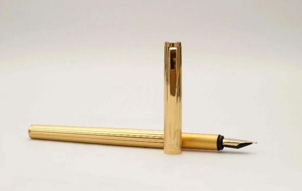 Montblanc-Noblesse-Slimline-Gold-Plated-3.jpg