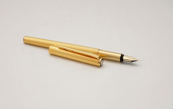 Montblanc-Noblesse-Slimline-Gold-Plated-4.jpg