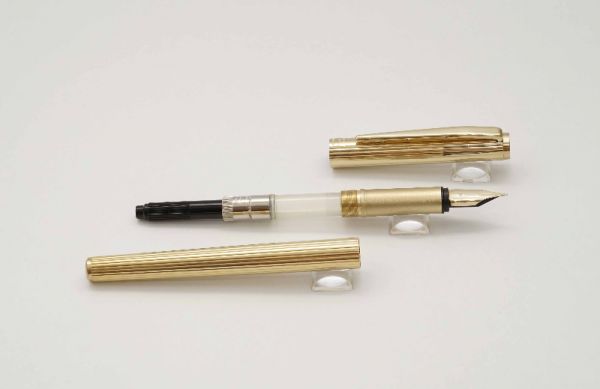 Montblanc-Noblesse-Slimline-Gold-Plated-4.jpg