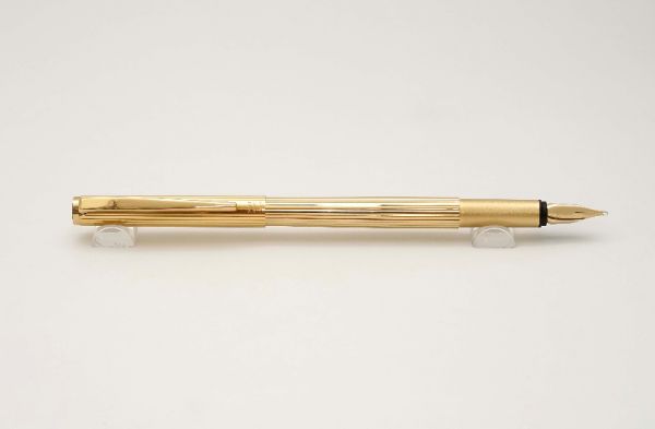 Montblanc-Noblesse-Slimline-Gold-Plated-8.jpg