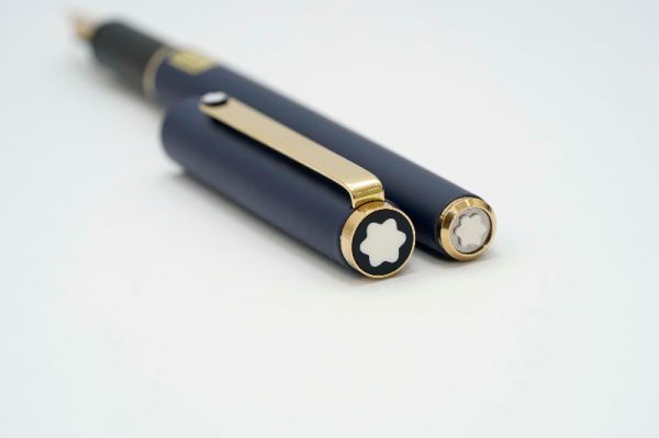 Montblanc-Noblesse-Slimline-Royal-Blue-5.jpg