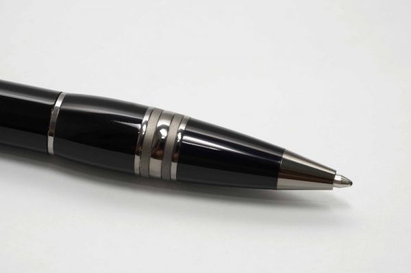Montblanc-Starwalker-Midnight-Black-Resin-Ballpoint-Pen-5.jpg