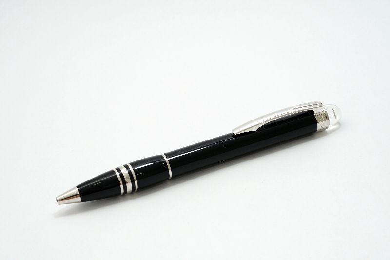 Montblanc-Starwalker-Platinum-Black-Resin-ballpoint-pen-7.jpg