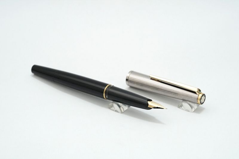Montblanc-Vintage-126-Silver-Plated-Chased-8.jpg