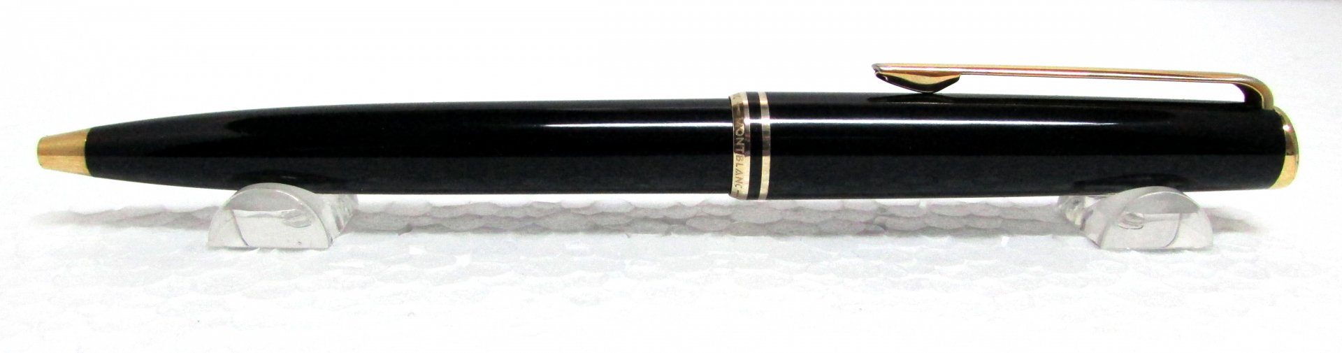 montblanc-vintage-classic-black-gt-bp-a.jpg